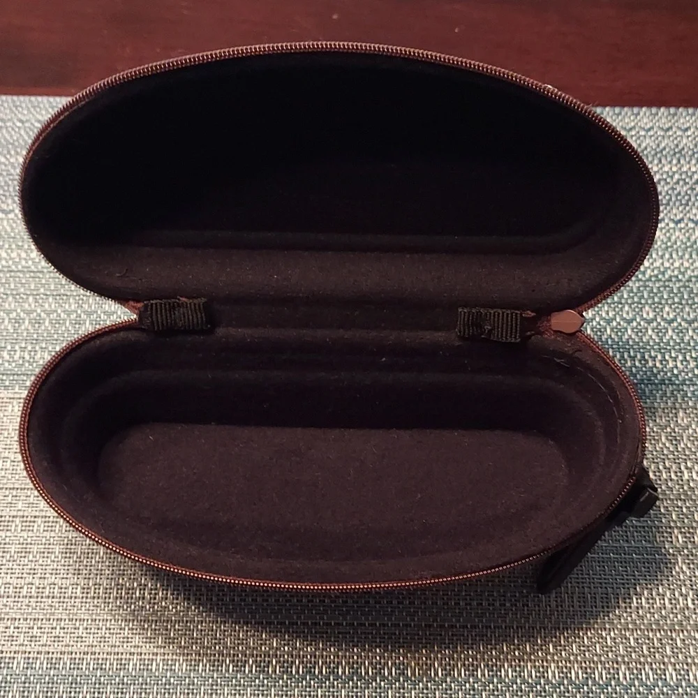 Maui Jim Semi-Hard Sunglasses Case Zip w/caribiner attached - LIKE NEW!